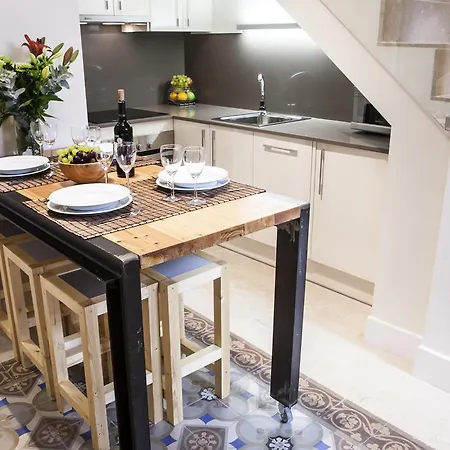 Apartment We Town House With Terrace Barcelona